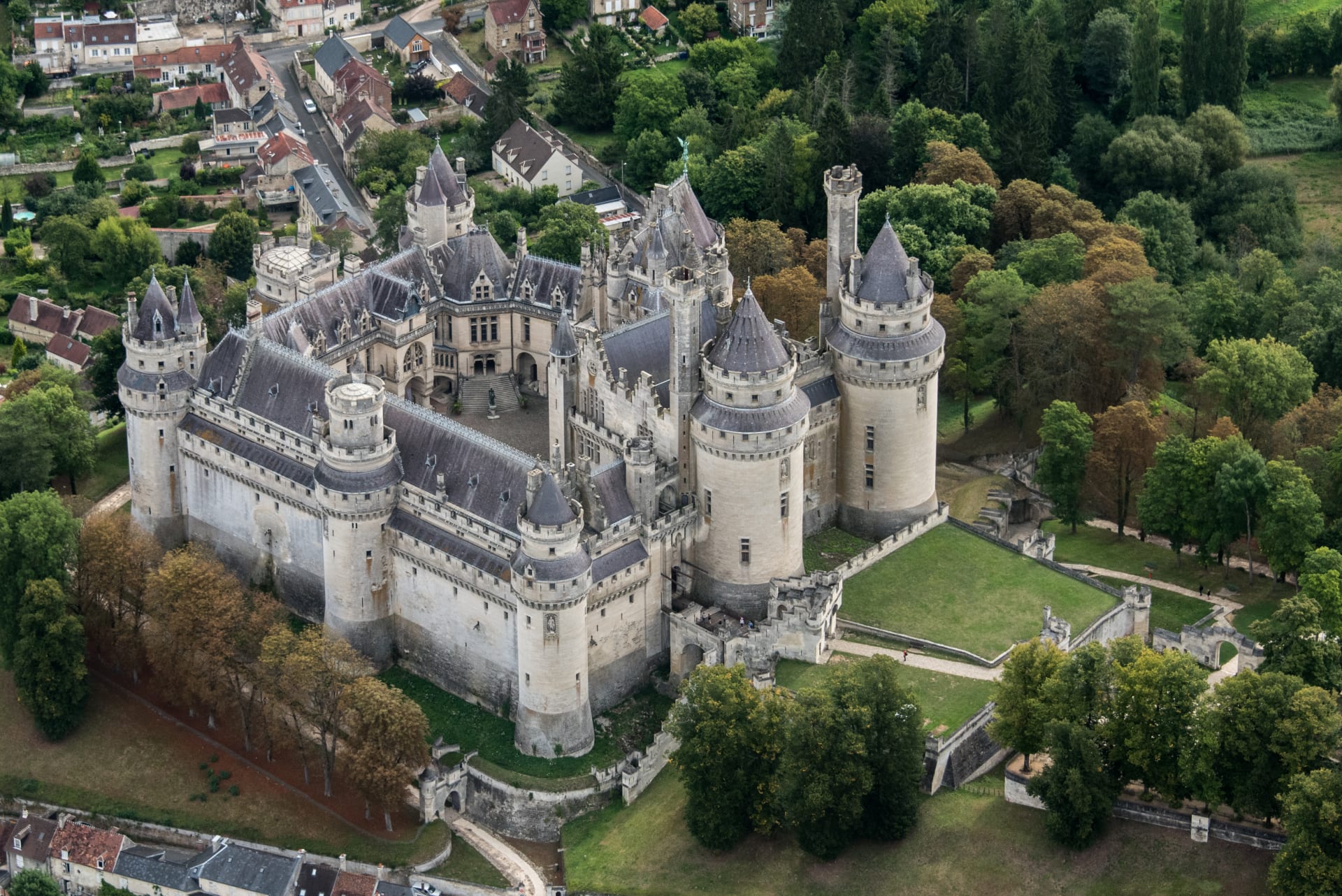 aerial-view-castle-pierrefond-north-paris