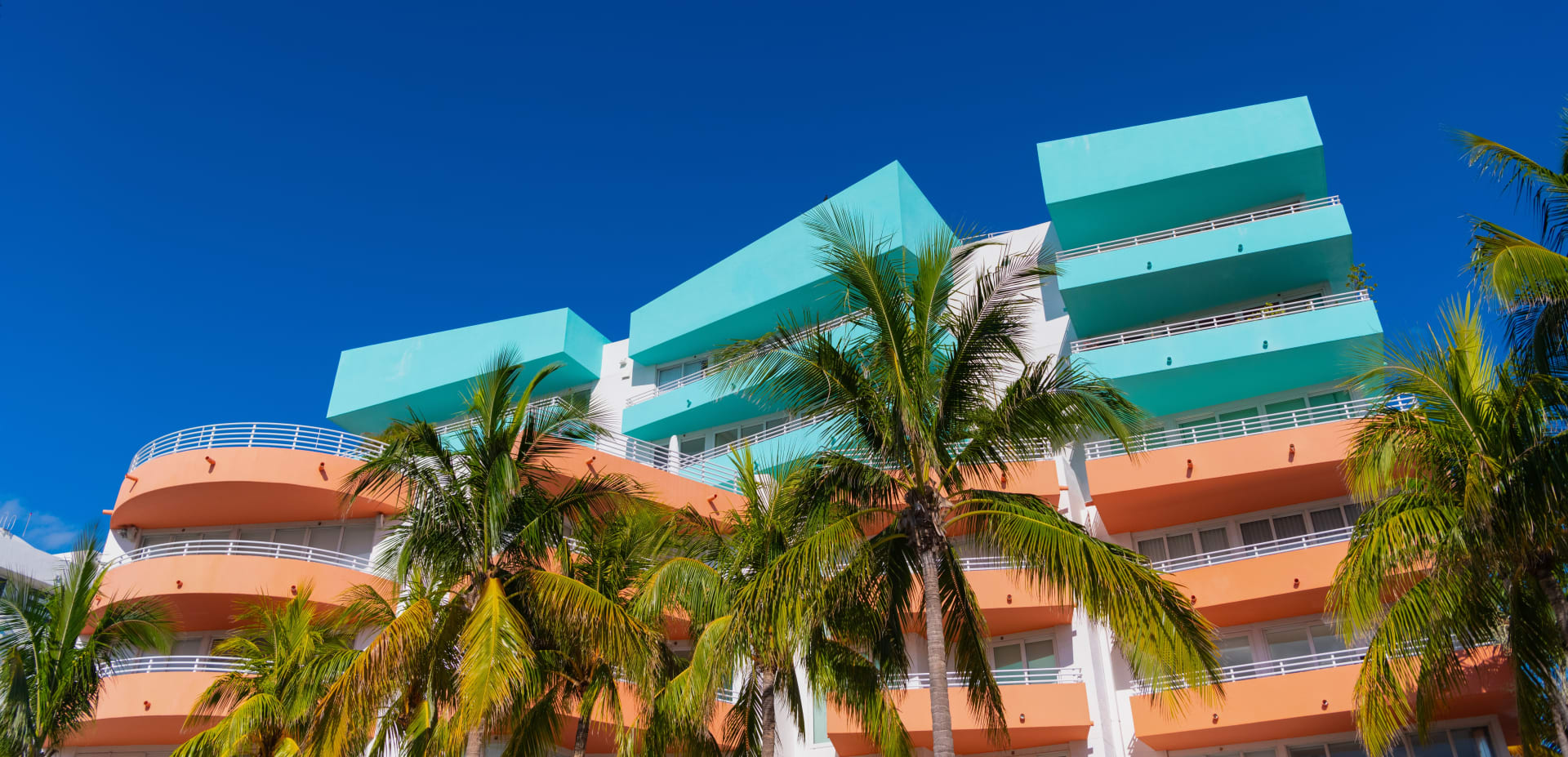 art-deco-historic-district-modern-building