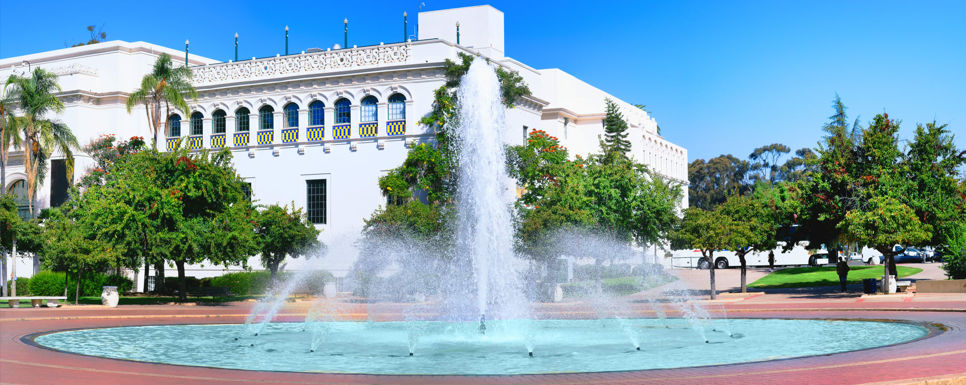 balboa-parks-water-fountain-natural-history-museum