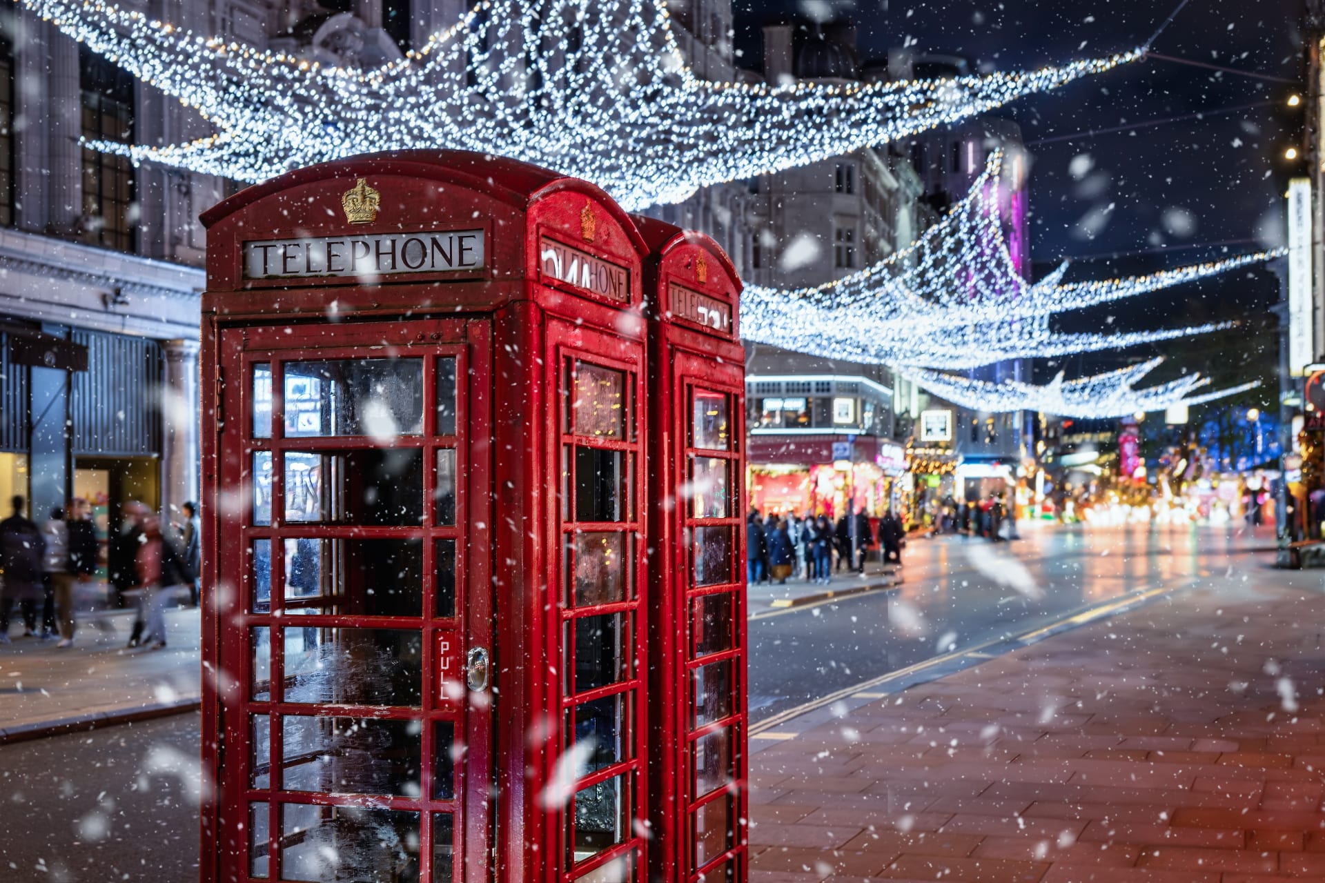 christmas-london-red-telephone-booth