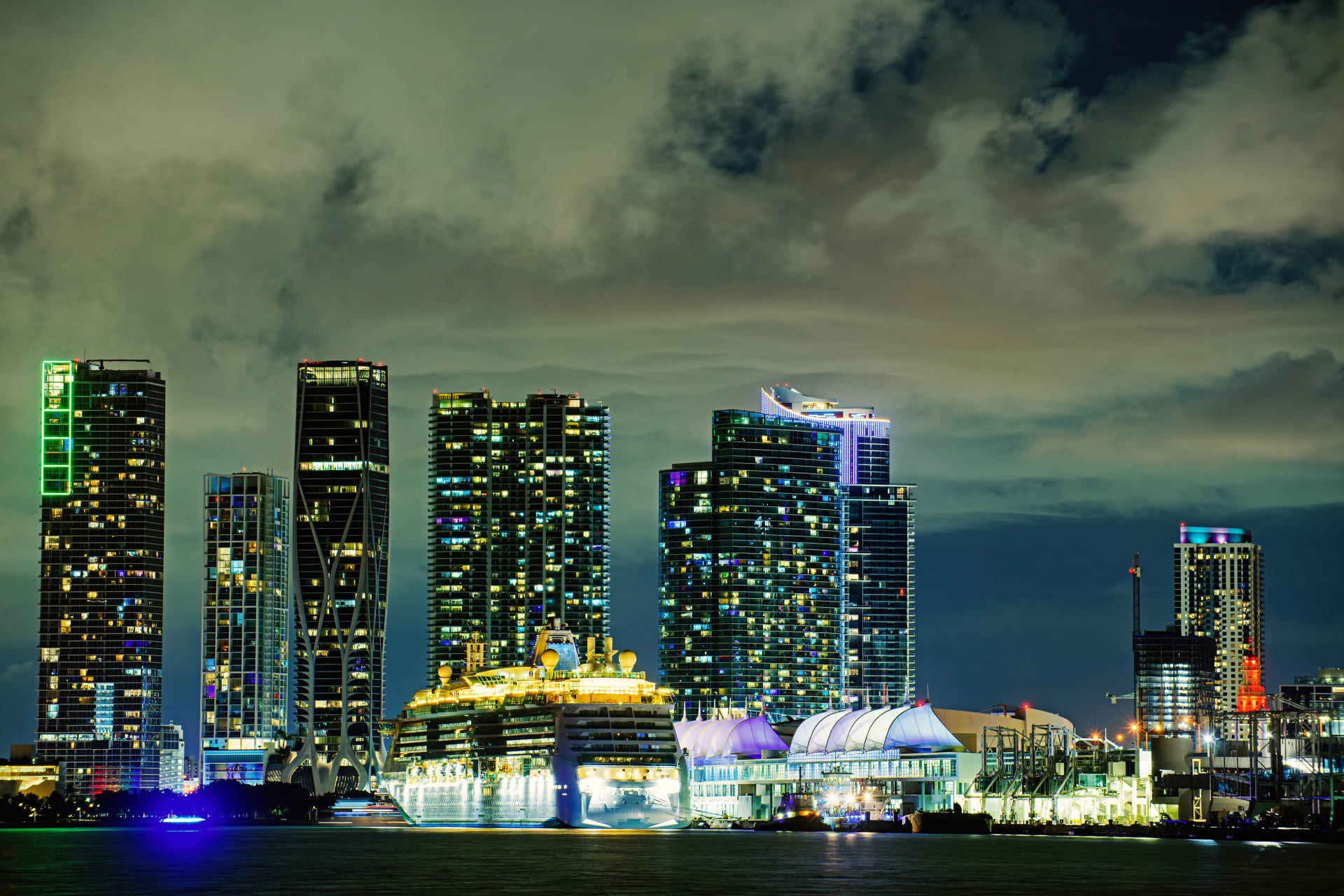 cruise-ship-port-miami-sunset