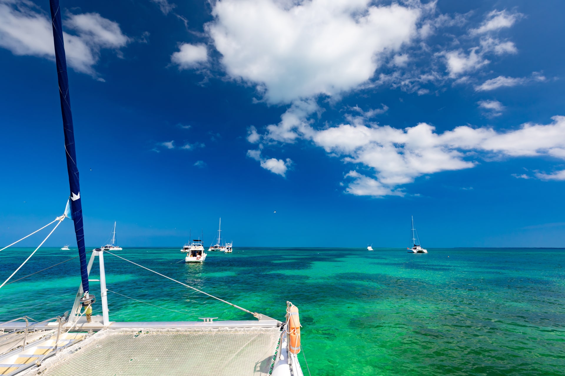 crystalline-water-ocean-blue-sky