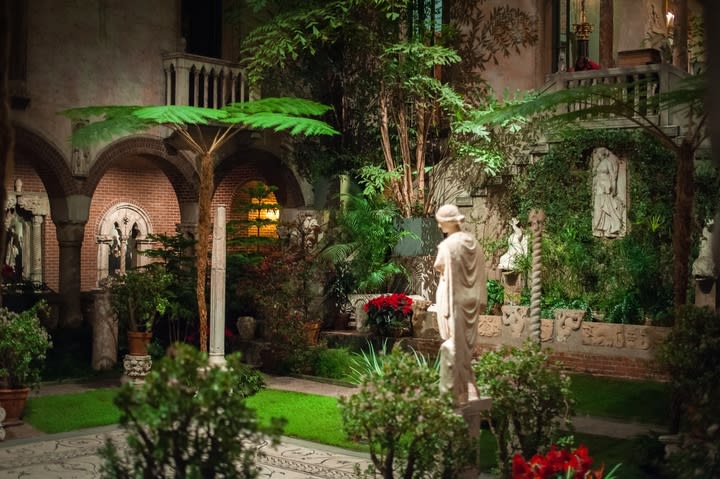 Museo Isabella Garner, Boston. Planes nocturnos en Boston.