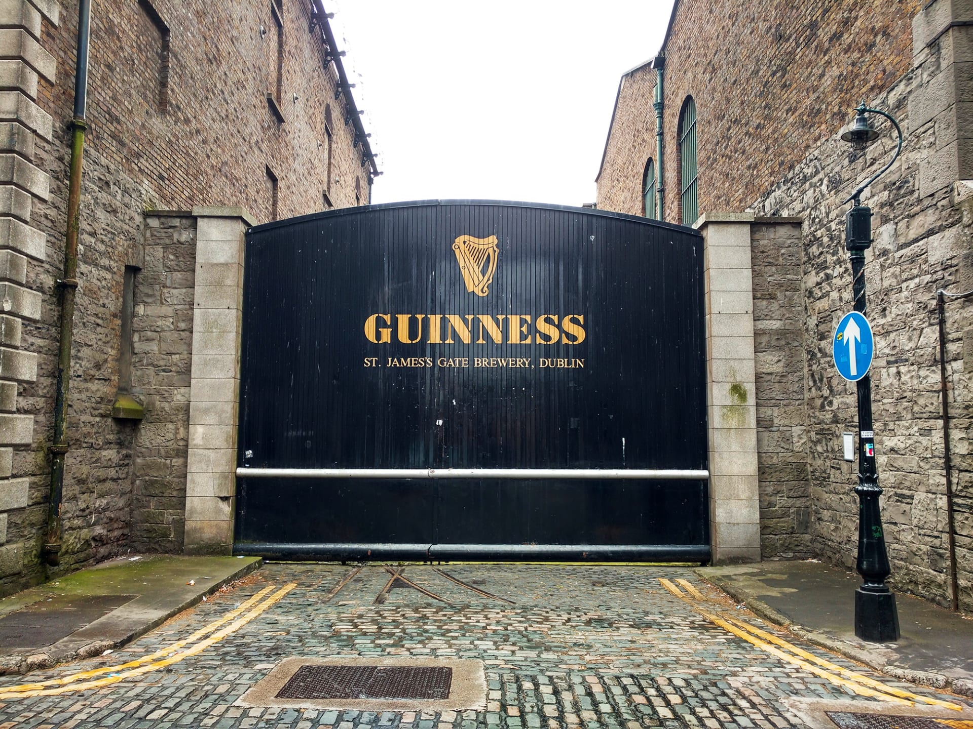 Eingang zum Guinness Storehouse