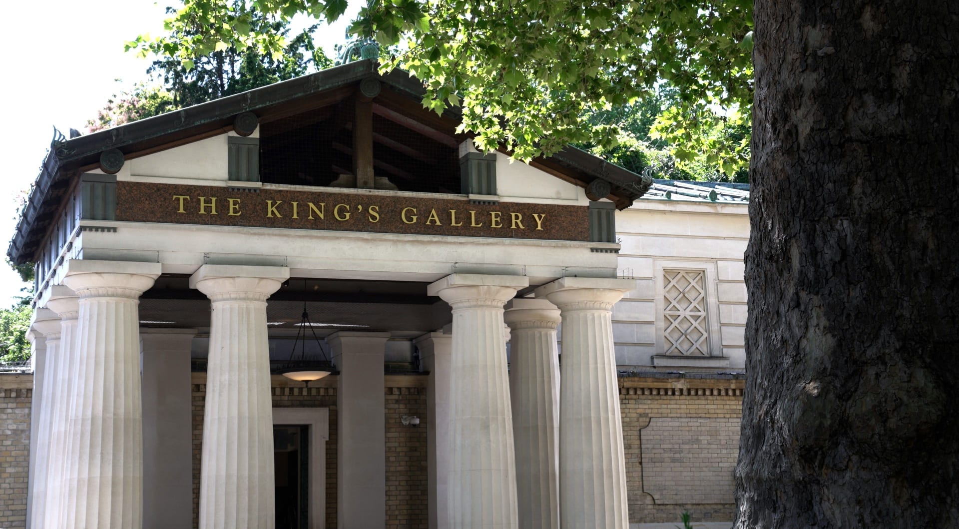 The King's Gallery exterior
