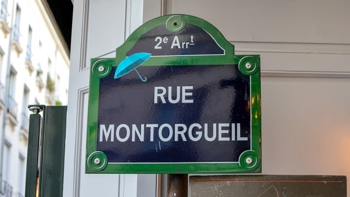 Rue Montorgueil street sign