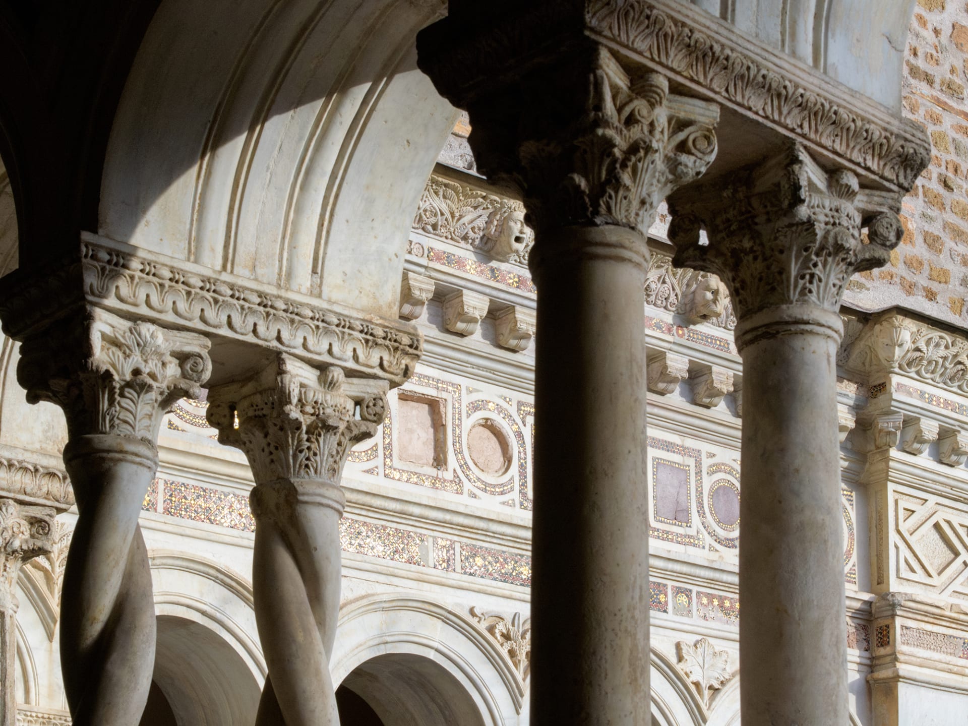 Kreuzgang von der Erzbasilika St. Johannes Lateran