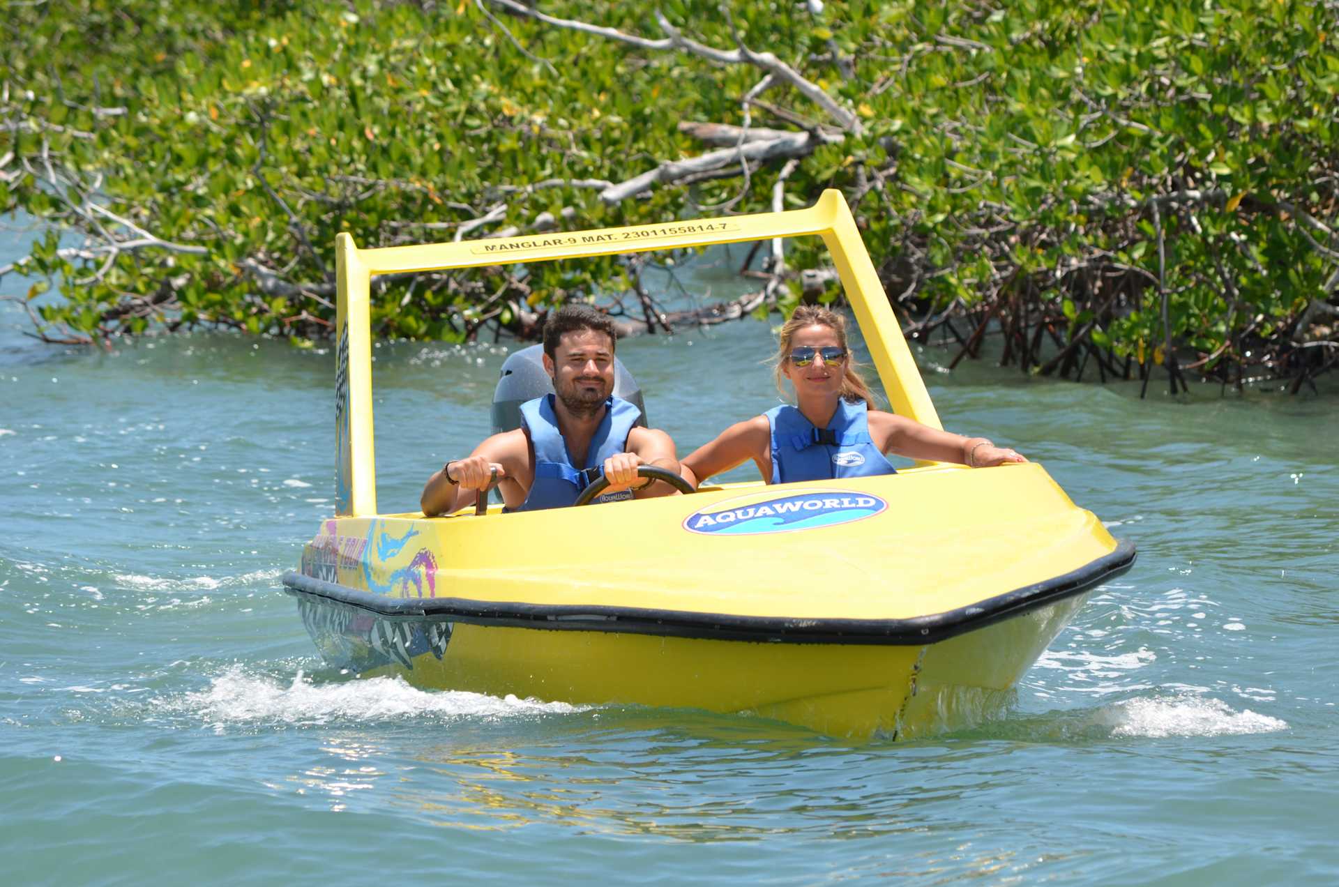 Couple on Jungle Speedboat Tour