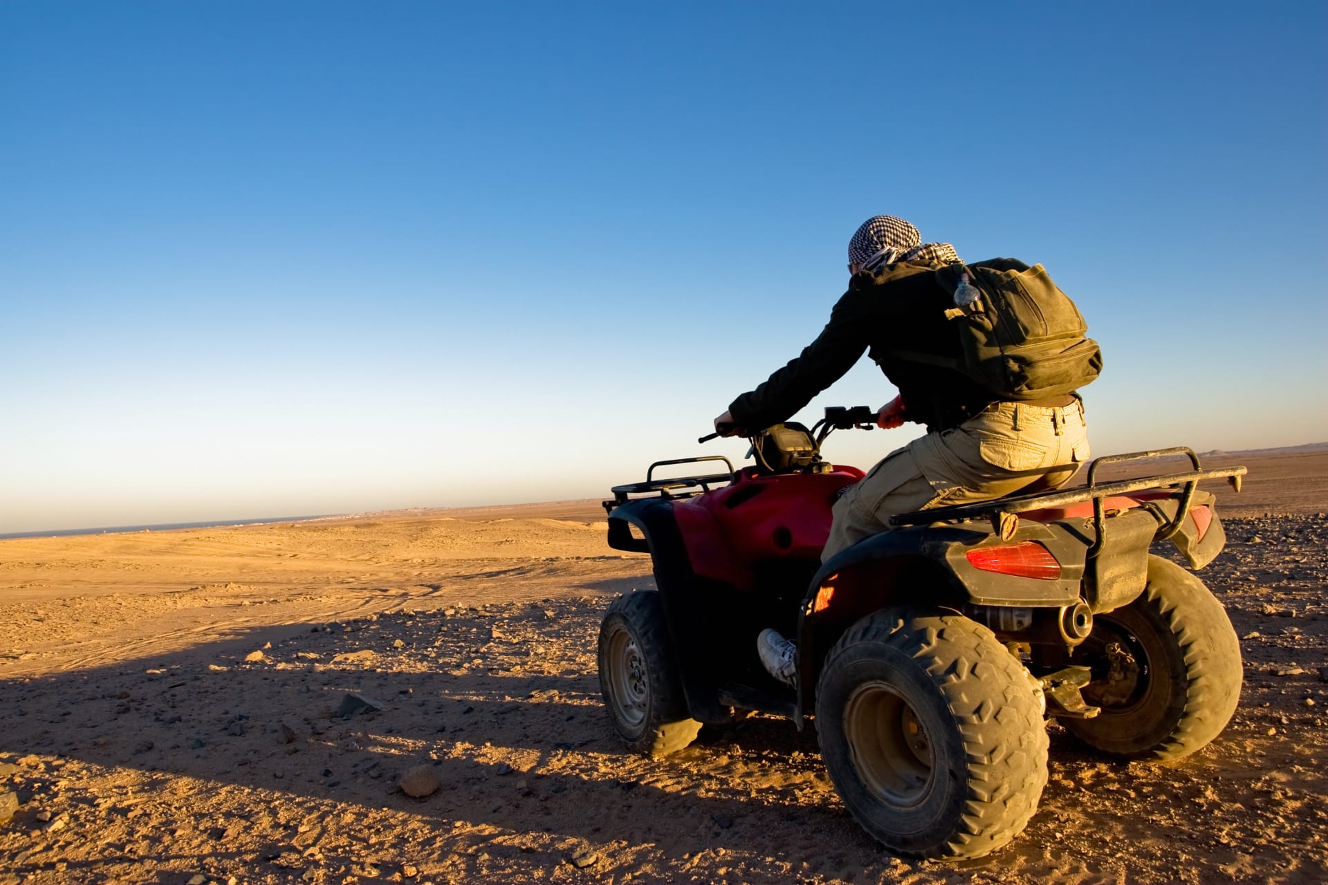 man-on-quadbike-desert-dubai