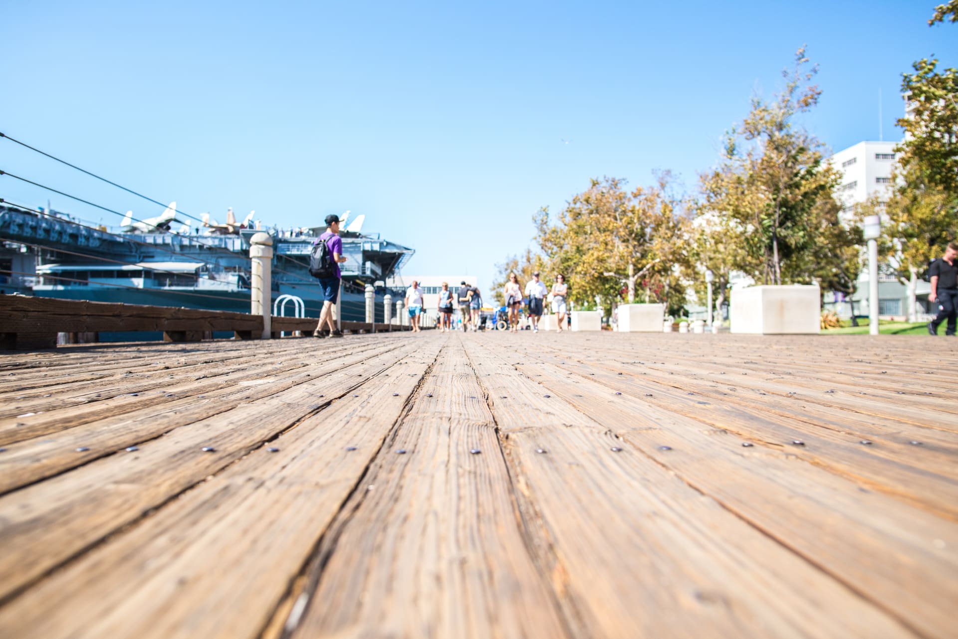 navy-pier-boardwalk-navys-retired-aircraft