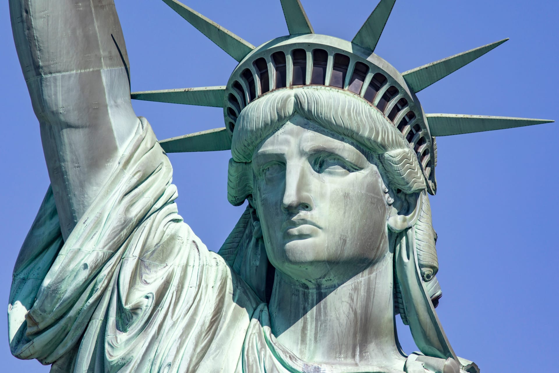 photograph-statue-liberty-holding-her-torch