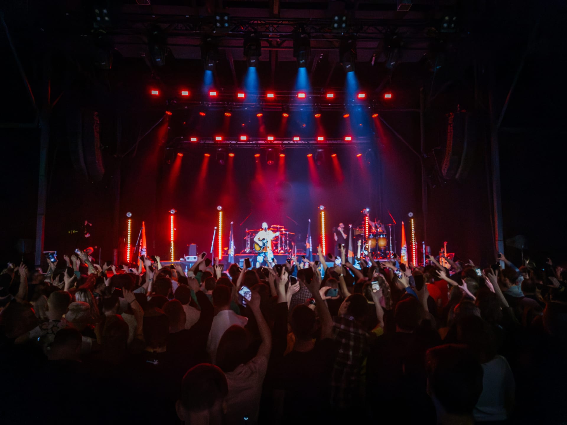 private-concert-stage-modern-singers-performance