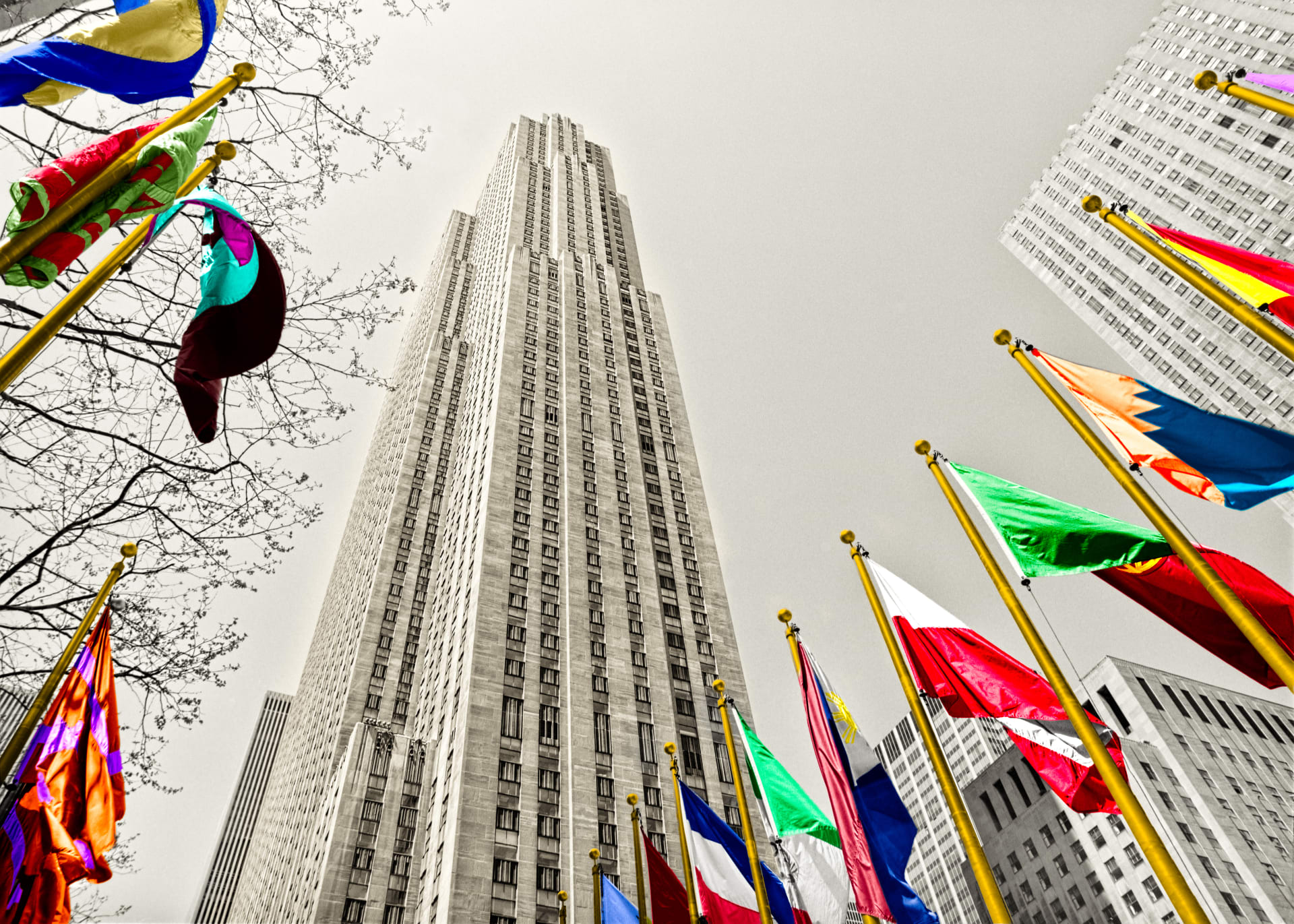 rockefeller-center-among-flags