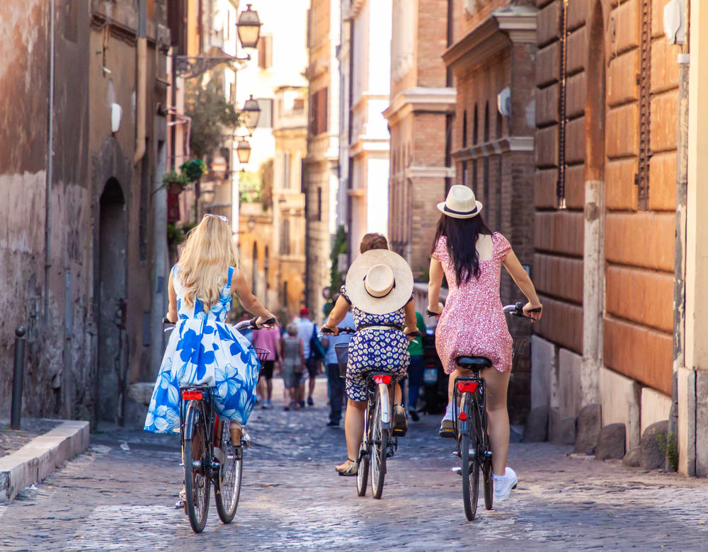 best ways to travel around rome without a car