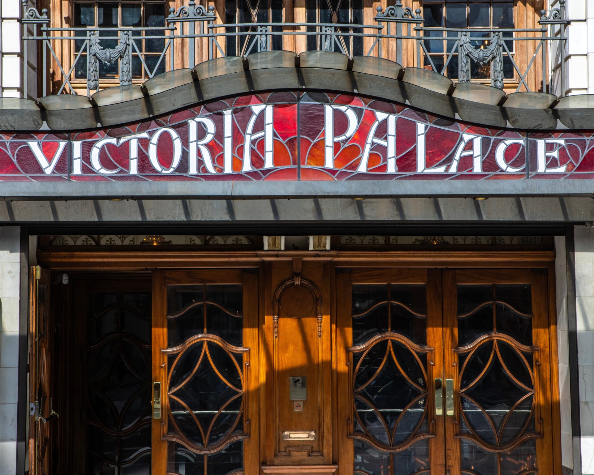 Victoria Palace London
