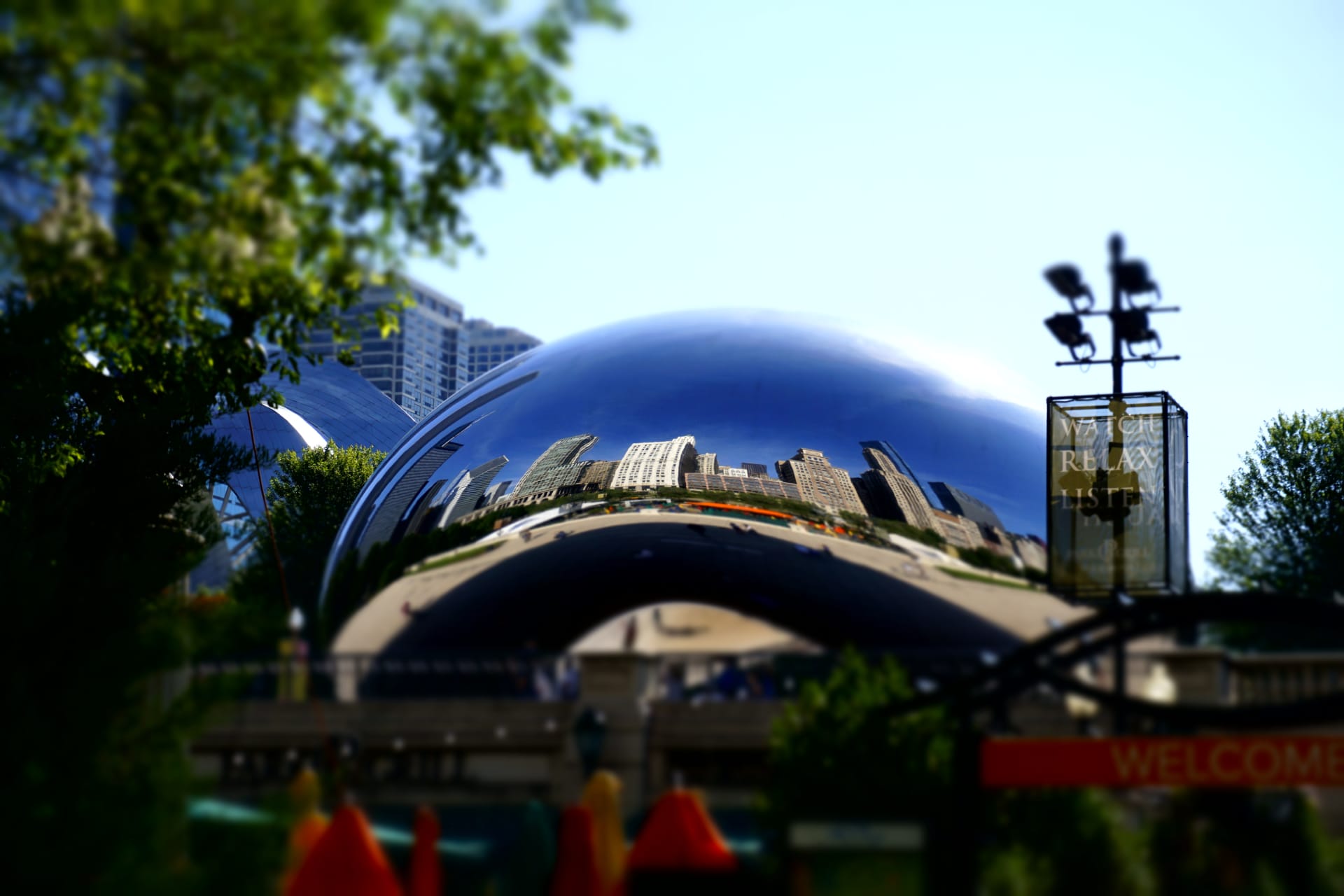 skyline-reflection-on-bean