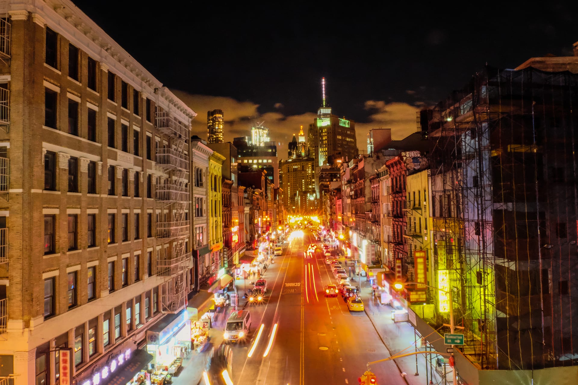 soho-area-nignt-time-manhattan-new