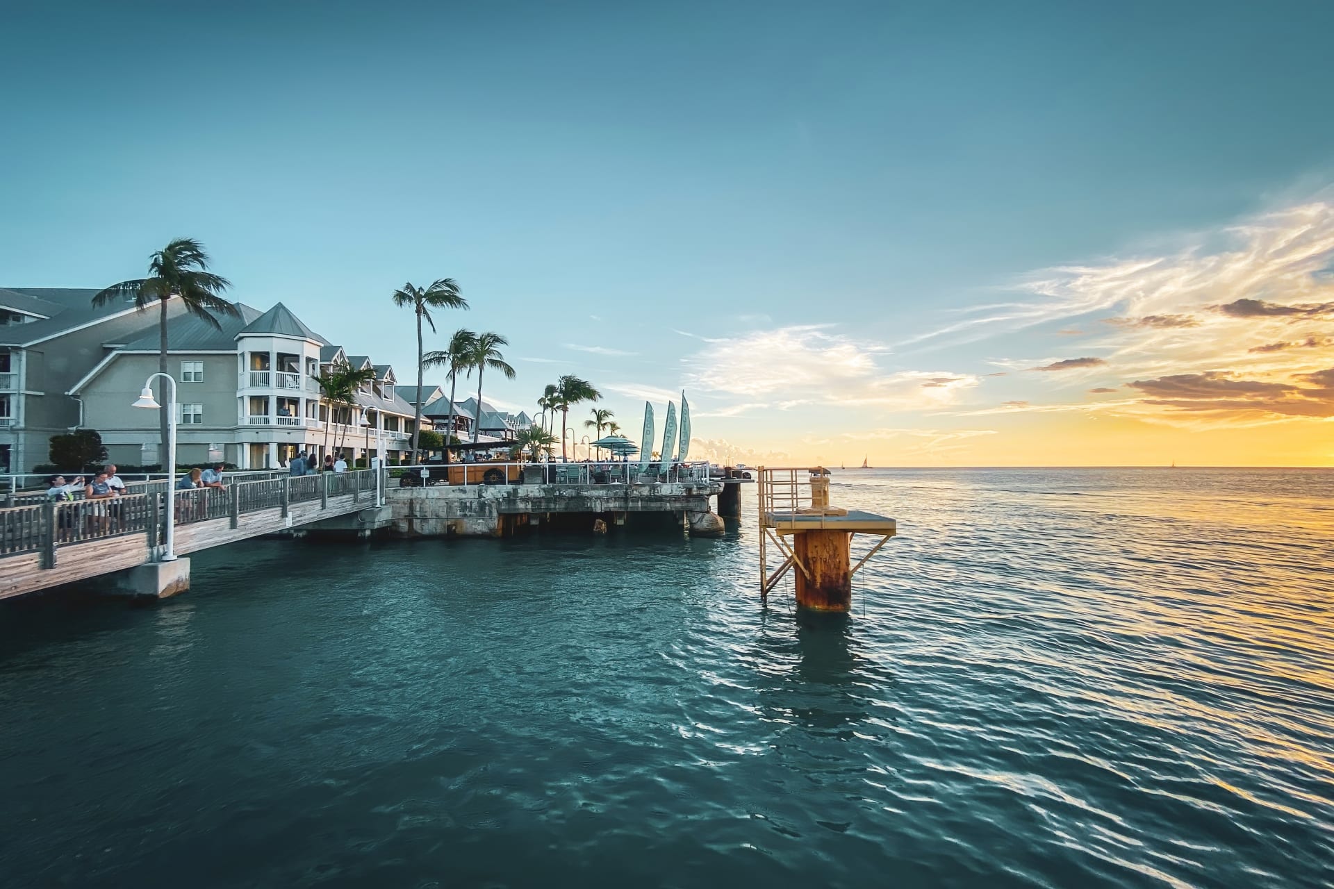 sunset-near-mallory-square-key-west