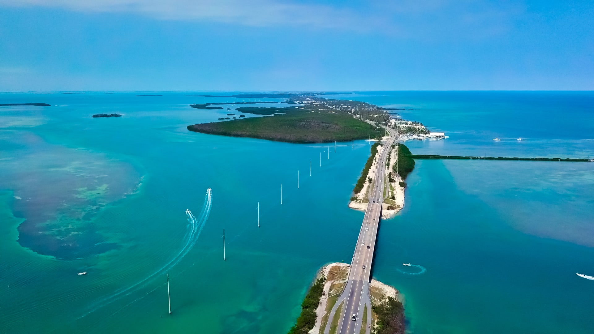 tropical-islands-bridge-road-freeway-key-west
