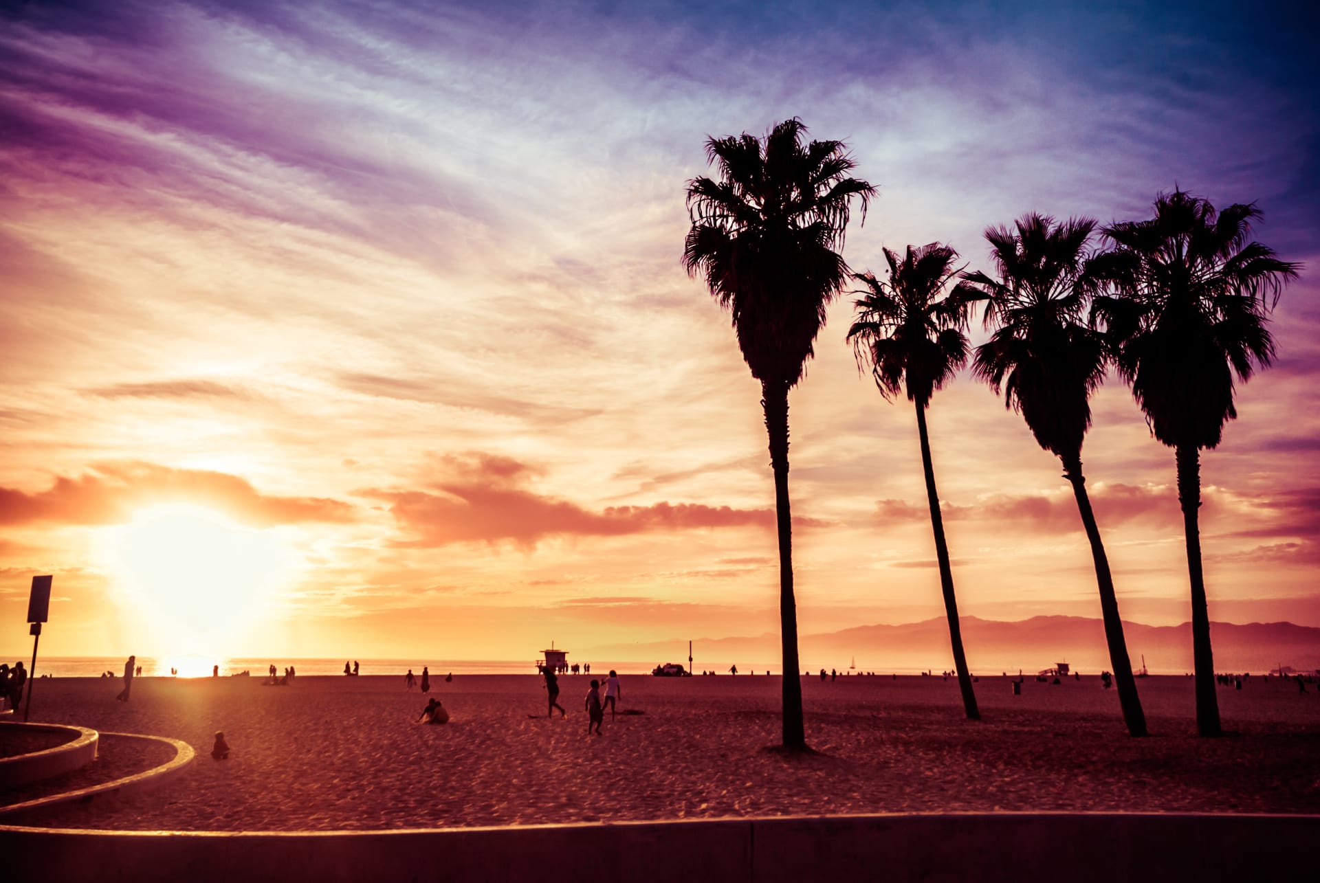 venice-beach-sunset-summer-concept