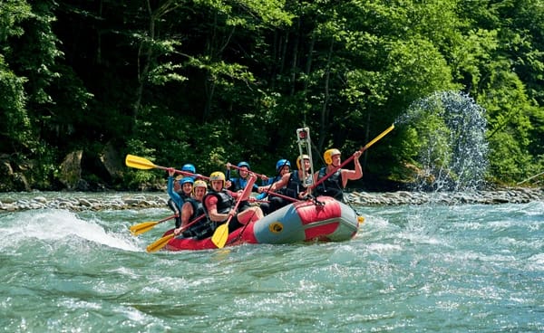 Whitewater Rafting in the Hudson River Gorge 