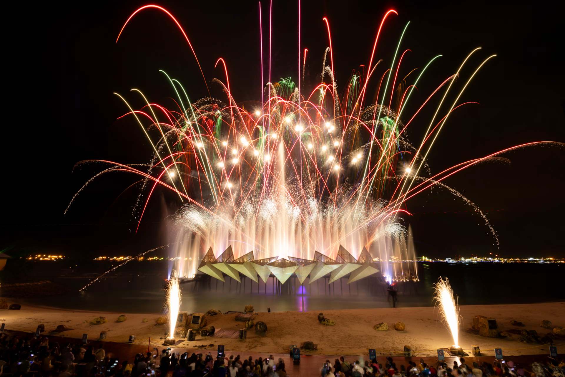 Wings of Time Fireworks Symphony  