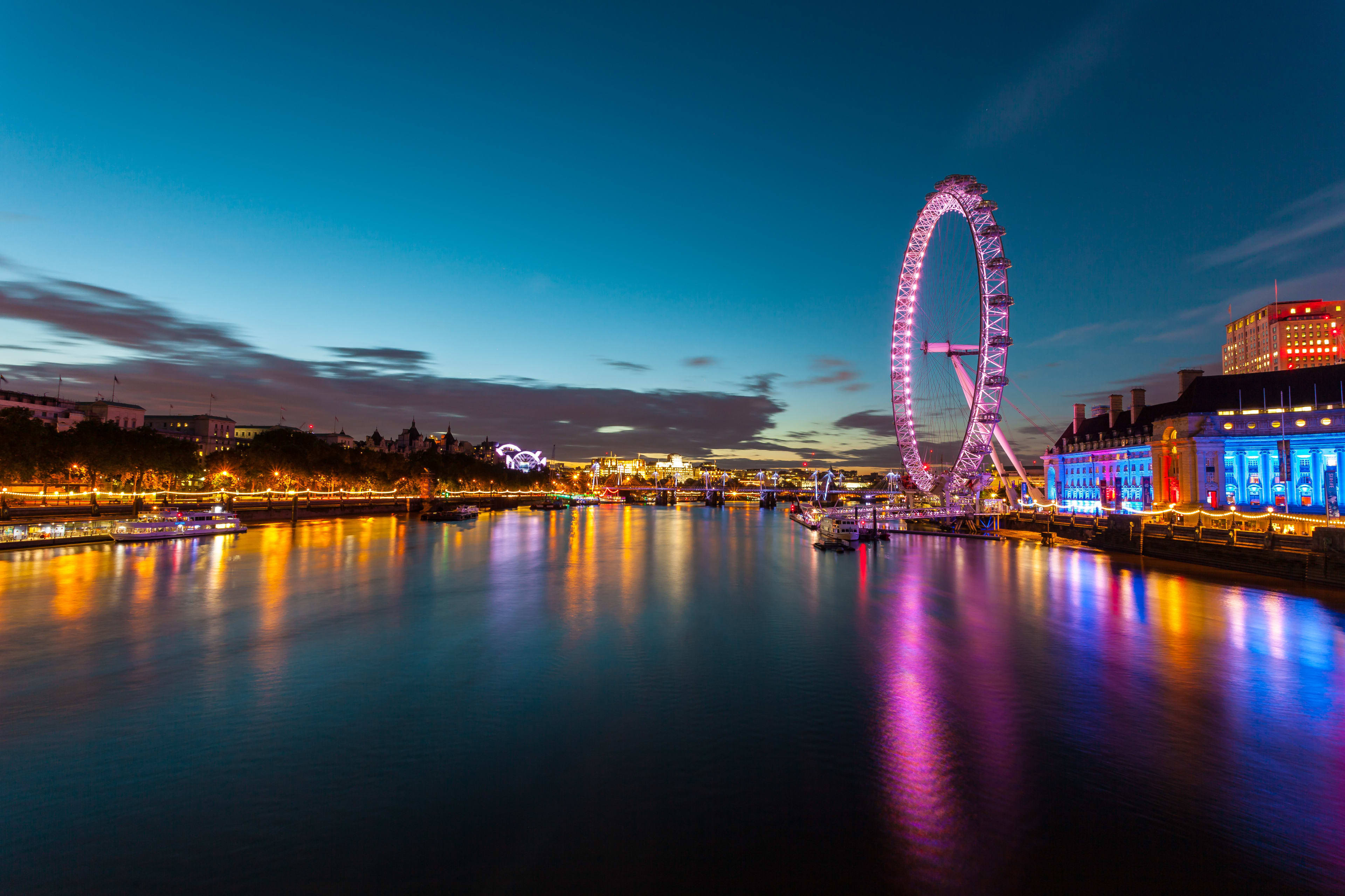 The London Eye at night