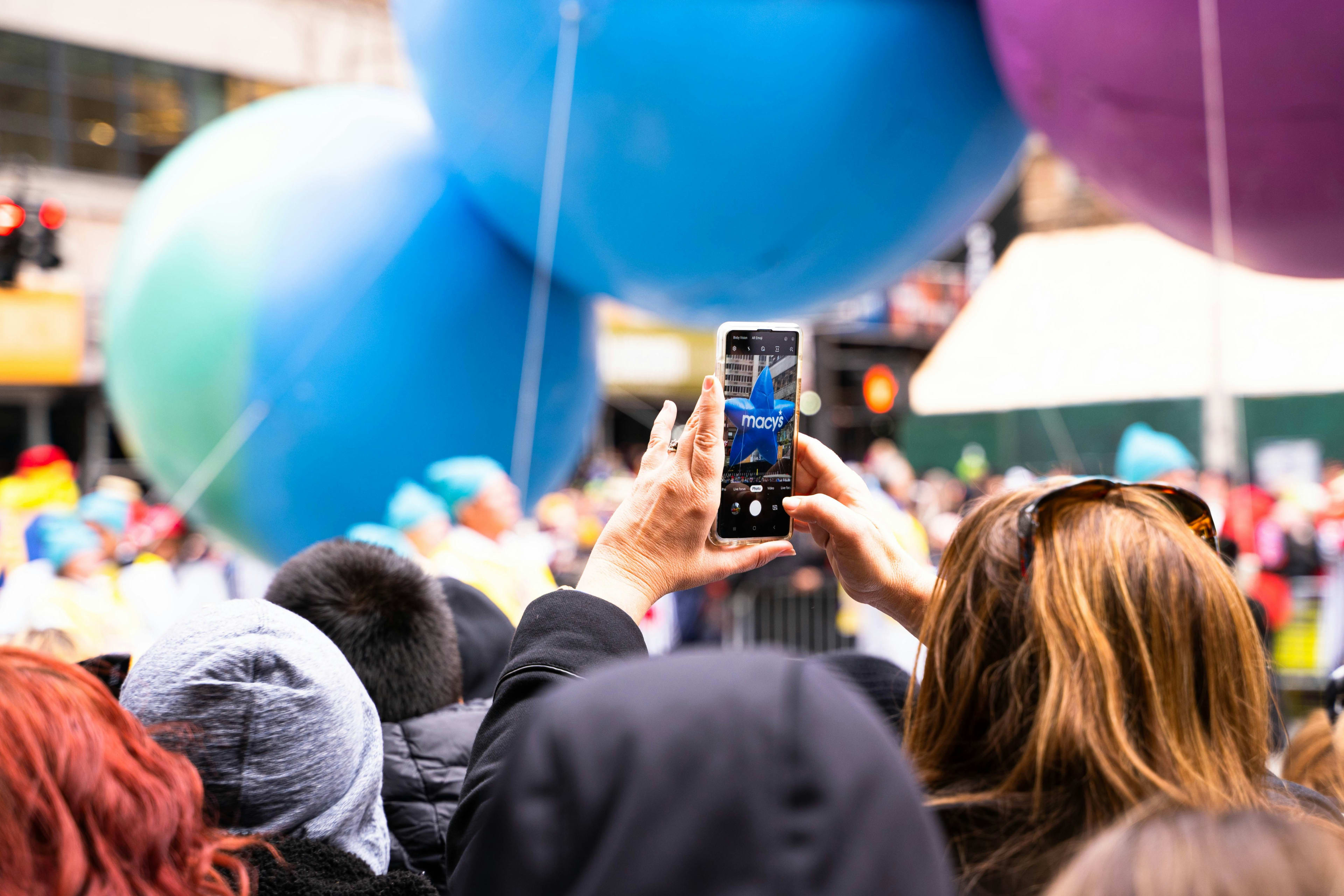 People watching the Macy's Thanksgiving Day parade