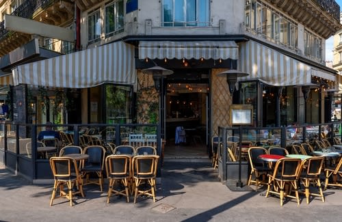 A cafe in Paris