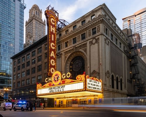 Chicago theater tour