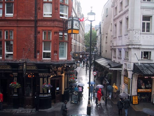 London pub view