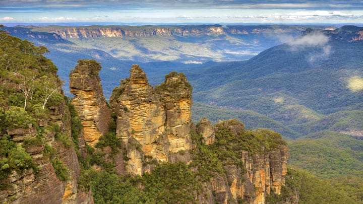 The famous Three Sisters range in the Blue Mountains near Sydney