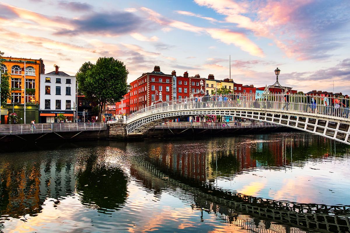 Ha'penny Bridge (puente del medio penique), Dublín. Cosas gratis en Dublín.