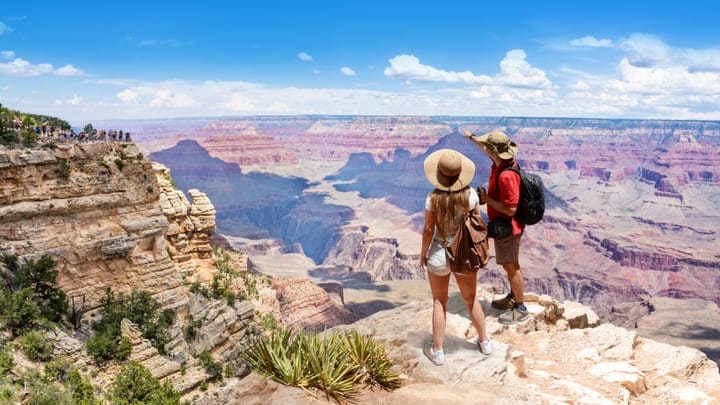 Walkers at the Grand Canyon