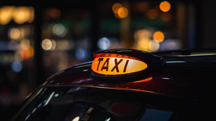 Taxi negro de Londres. Visitar Londres sin gastar mucho.