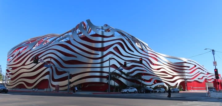 Museo de la Automoción Petersen, Los Ángeles. Itinerario de 2 días en Los Ángeles.