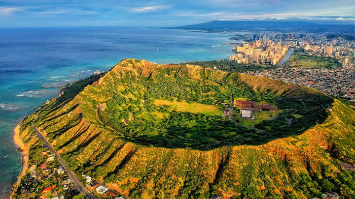 Diamond Head crater on Oahu, Hawaii