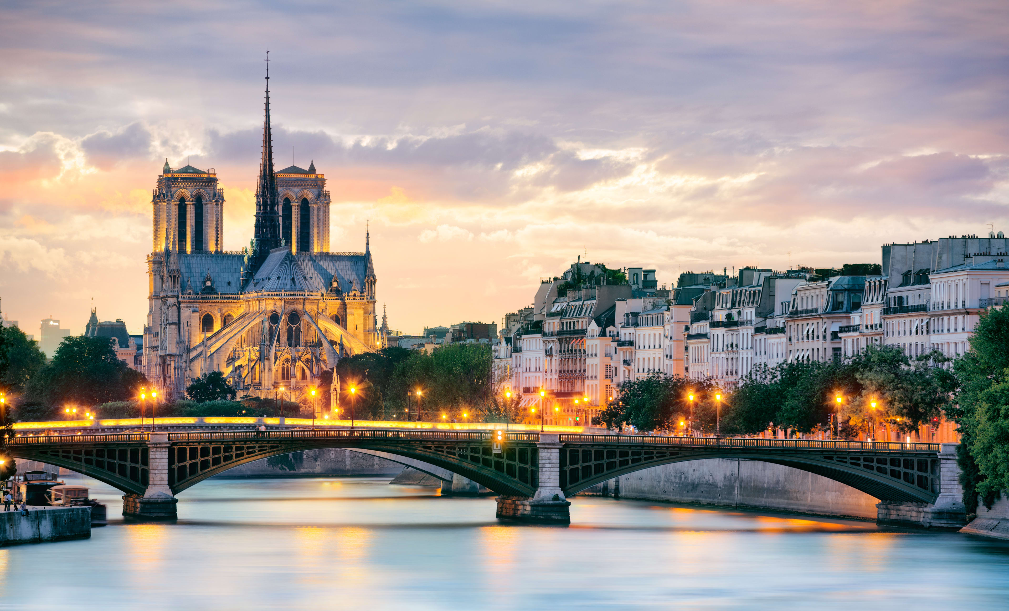 Crucero turístico por el Sena, París. Cosas que ver en París en una semana.