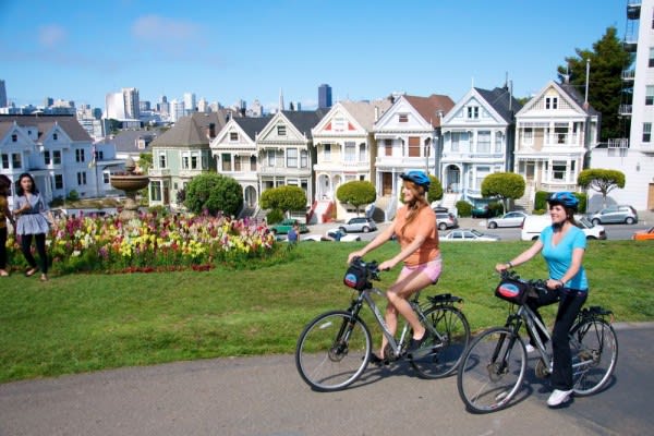 alamo square park