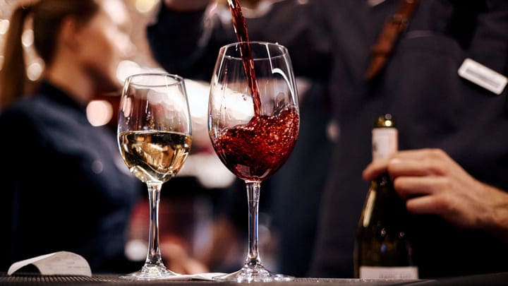 Image of Glass, Alcohol, Beverage, Liquor, Wine, Red Wine,
