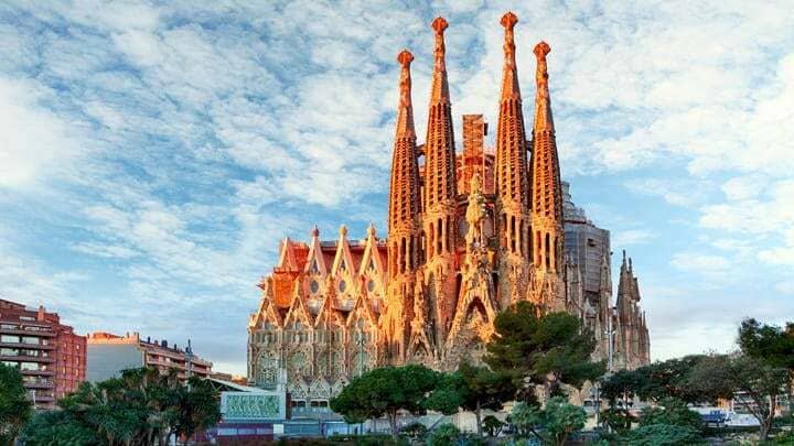 Image of Church, Landmark, La Sagrada Familia, 