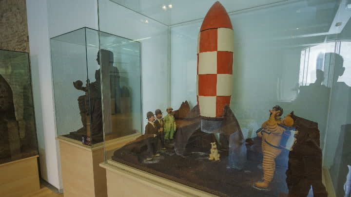 Image of Indoors, Museum, Person, 