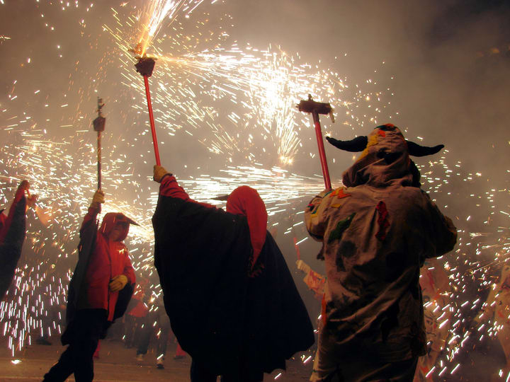 Image of Adult, Female, Person, Woman, Male, Man, Celebrating, Festival, 