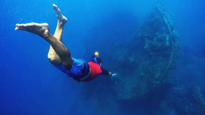 Image of Person, Swimming, Water, Water Sports, Nature, Outdoors, Adult, Male, Man, Underwater, 