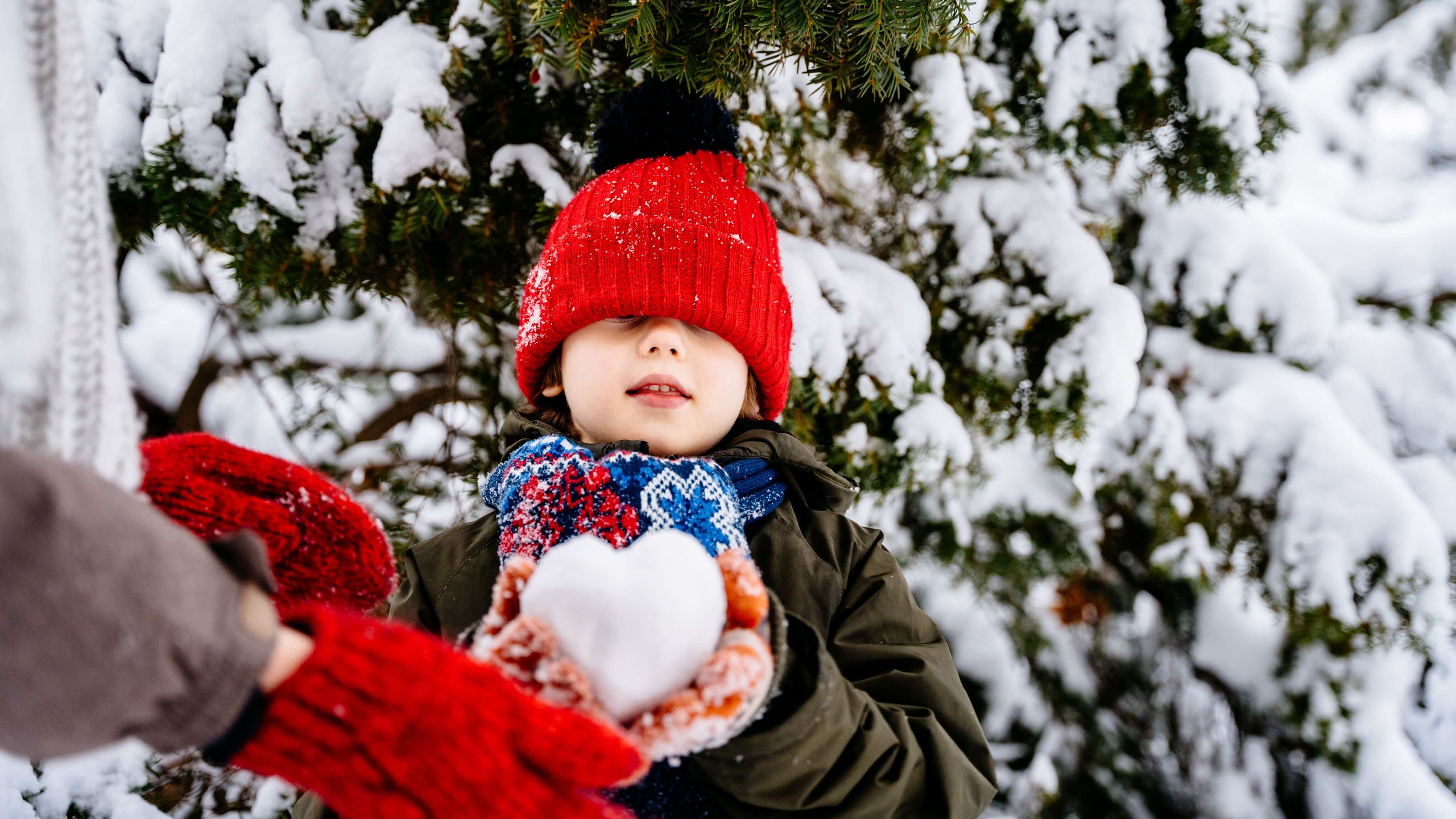 Image of Hat, Glove, Cap, Face, Head, Person, Photography, Portrait, Outdoors, Nature, Baby, Coat, Tree, Jacket, 