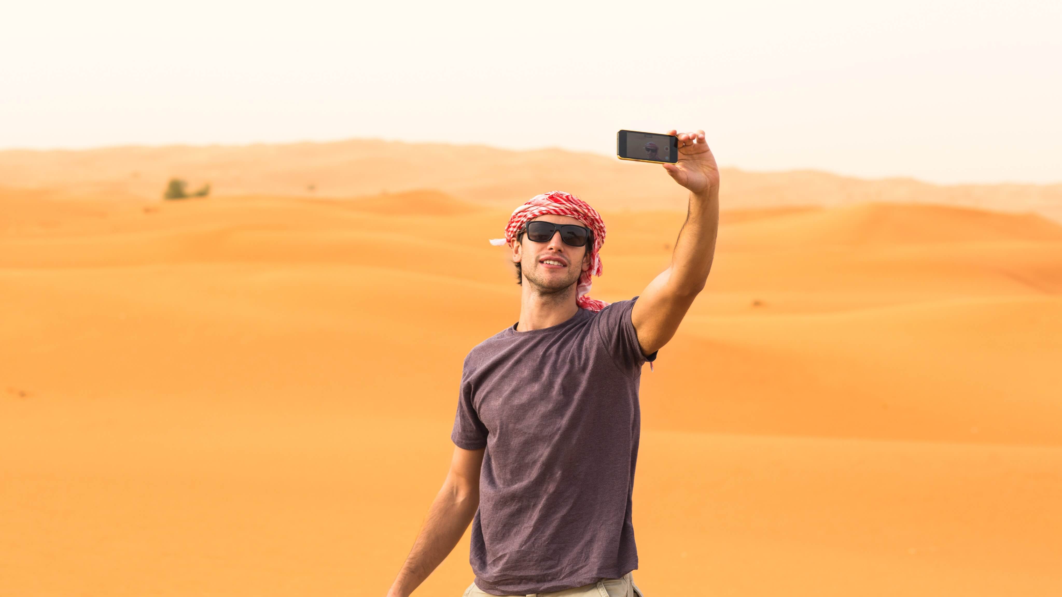 Image of Face, Head, Person, Photography, Selfie, Portrait, Adult, Male, Man, Outdoors, Nature, 