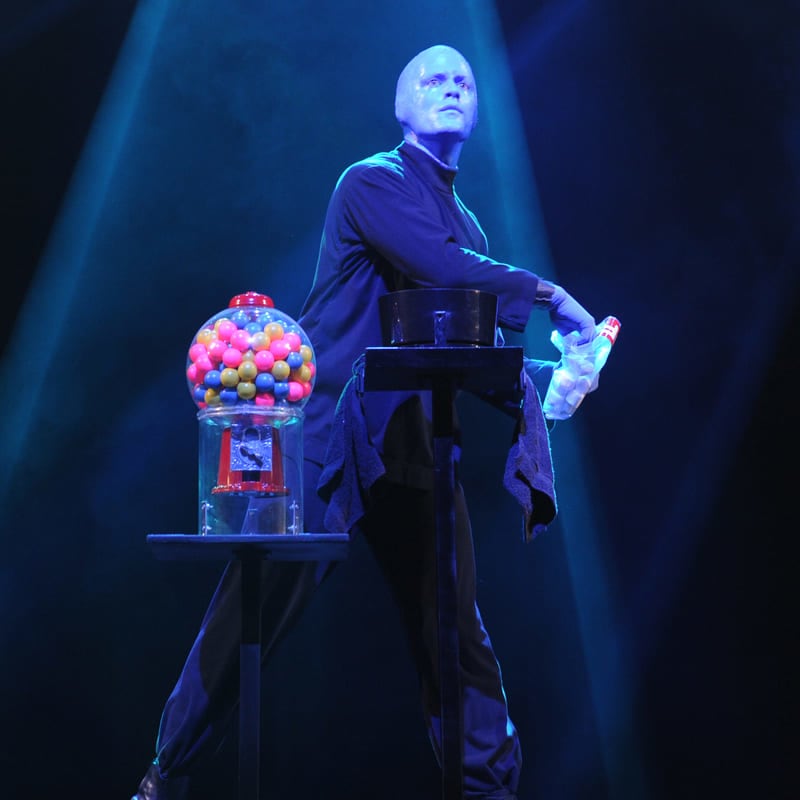 Image of Lighting, Performer, Person, Solo Performance, Crowd, Adult, Male, Man, Concert,