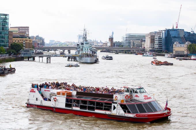 thames river cruise london opening times