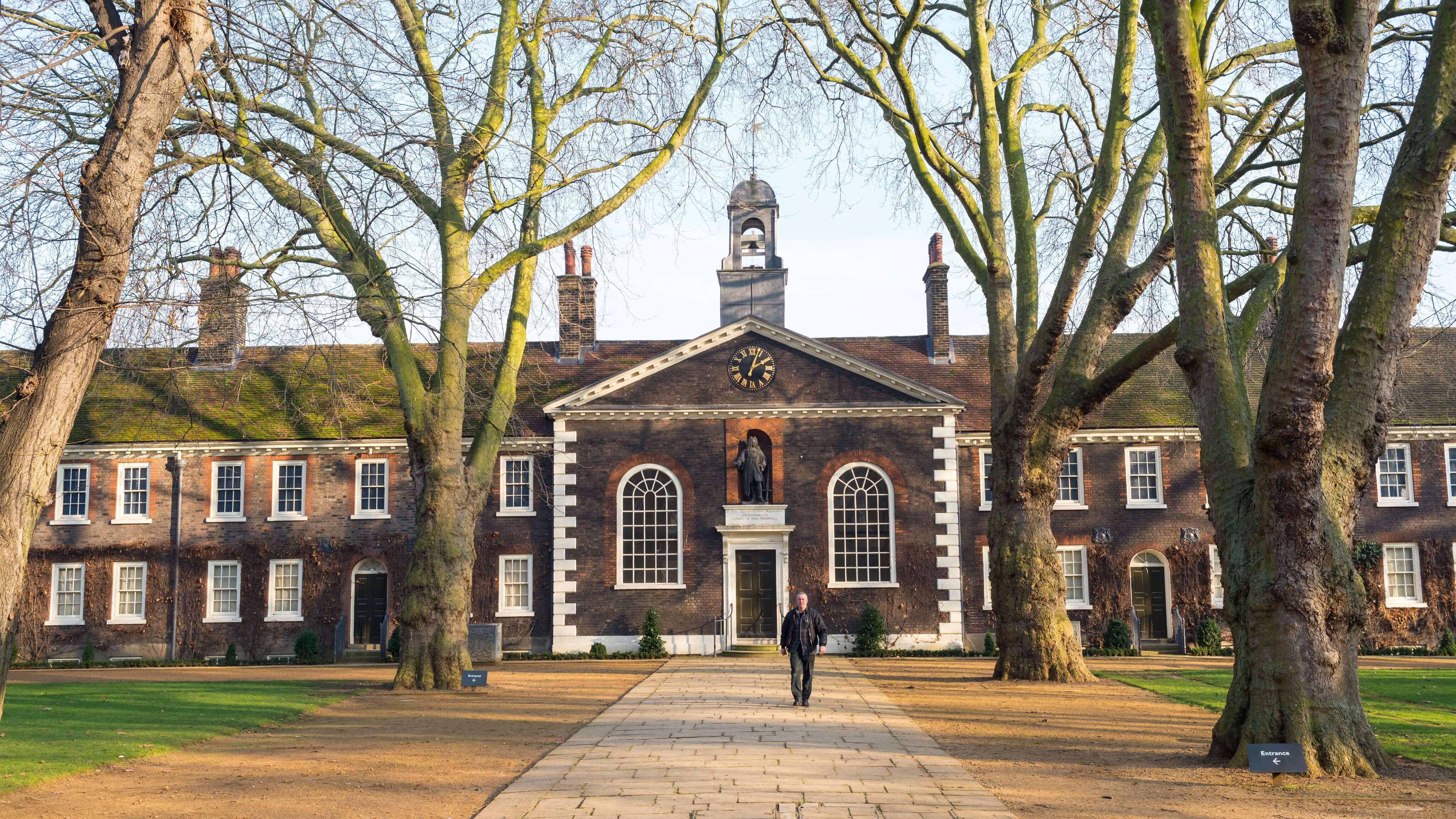 Image of Person, Housing, College, House,