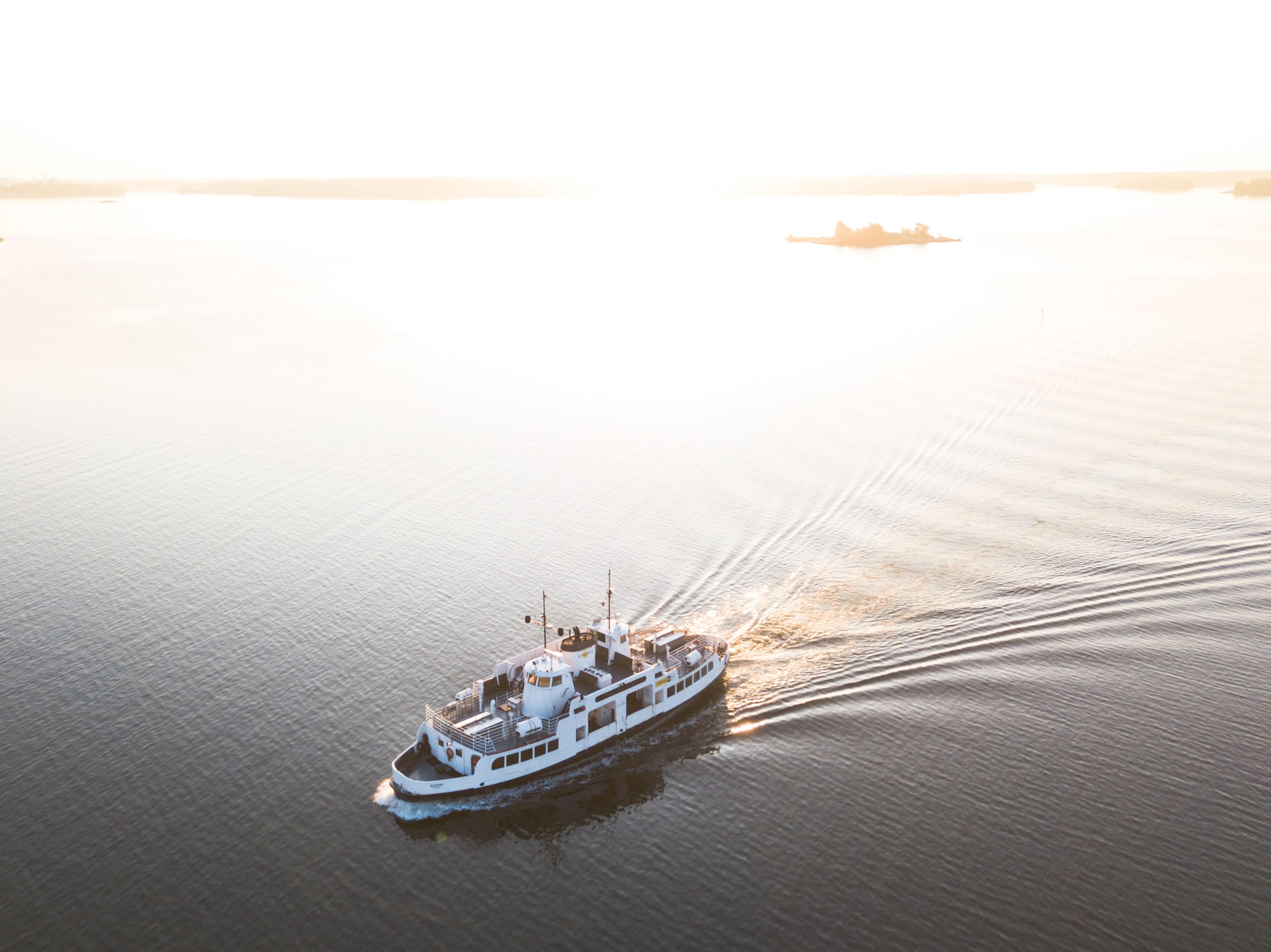 Image of Vehicle, Yacht, Boat, Nature, Outdoors, Sky, Horizon, Ferry, 